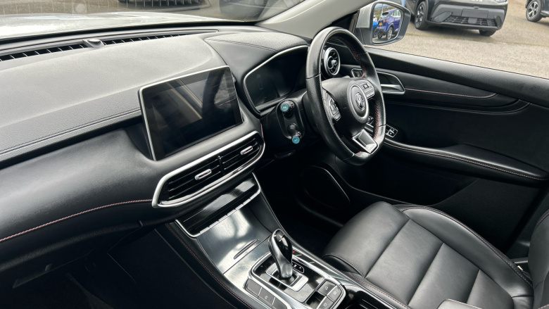 MG Hs 1.5 T-GDI Excite 5dr DCT Petrol Hatchback